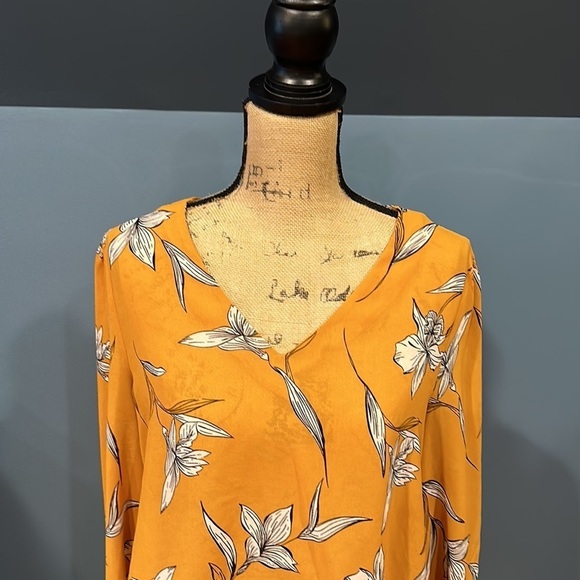 a new day long sleeve blouse size medium women’s - Picture 2 of 6